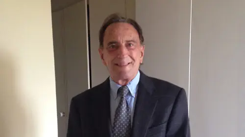 Dr John Levin
