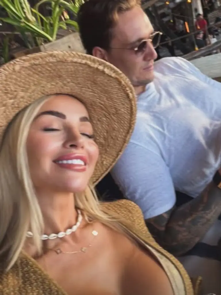 The couple had been travelling around the island of Bali and were staying in a private villa (Picture: Instagram/MiraDorenbosch)