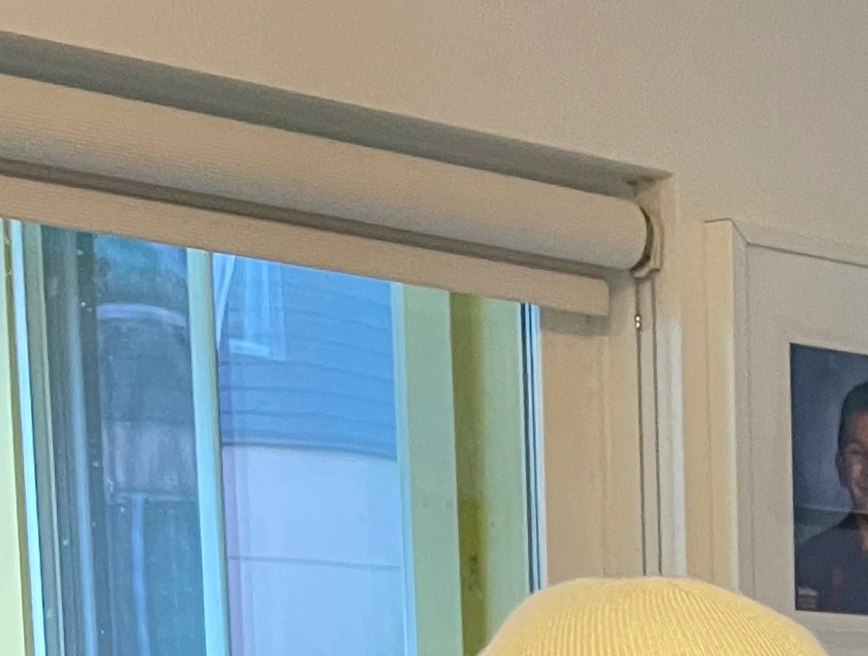 Oregon dad, 39, dies suddenly while sitting next to his wife on plane