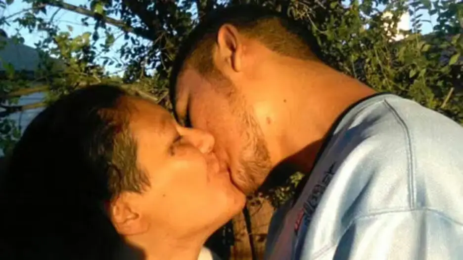 The pair started a relationship after reconnecting after 17 years. Credit: Monica Mares