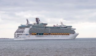 Dad, 35, dies on Royal Caribbean cruise ship after allegedly threatening to 'kill' crew