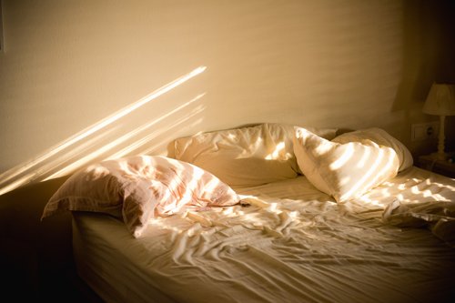 Expert sends warning to young people as he shares the dangers of 'bed-rotting'