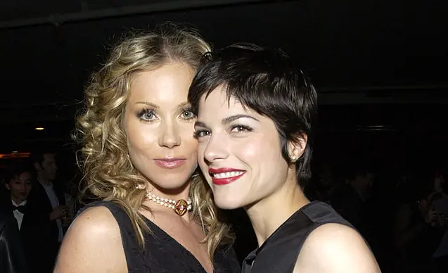 Selma Blair urged Christina Applegate to get tested for MS after clocking this one symptom