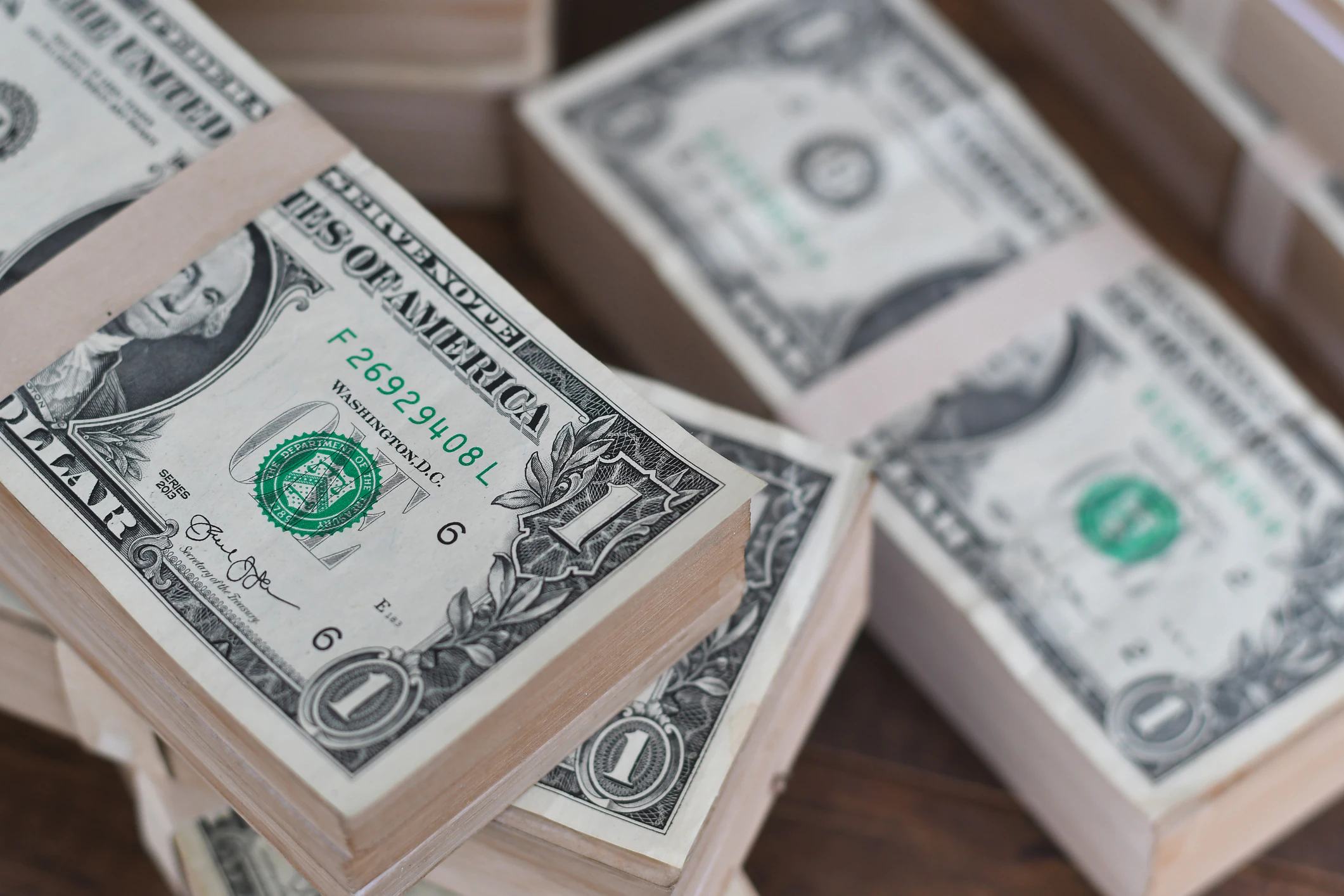 An E-Trade rep insisted that the broker “did not process any wire transfers anywhere in the neighborhood of what is being suggested