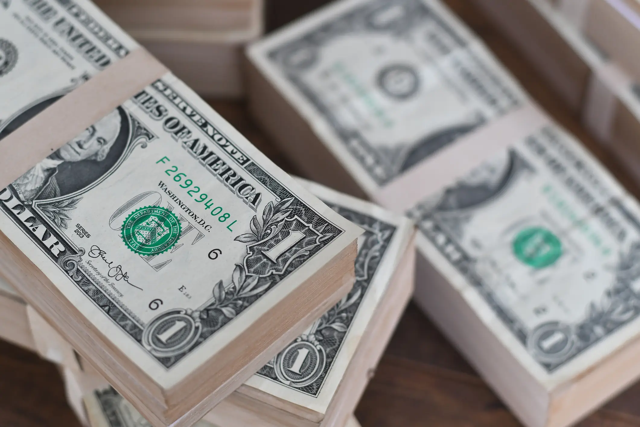 An E-Trade rep insisted that the broker “did not process any wire transfers anywhere in the neighborhood of what is being suggested". Credit: Wera Rodsawang / Getty