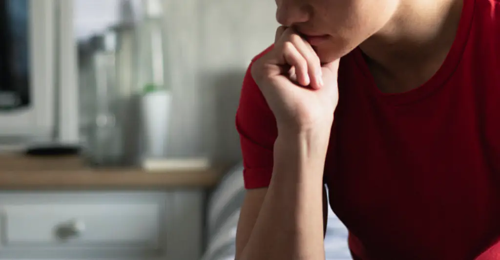 Brother of groom praised for refusing to go to celebration dinner with couple's family after not being invited to the wedding