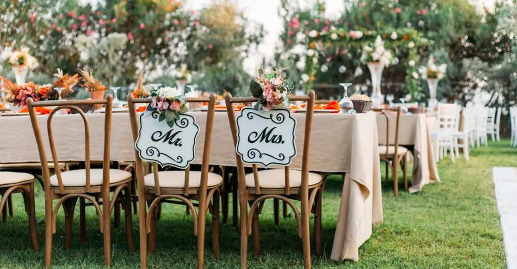 Bride and groom slammed after their 15 rules for wedding guests are leaked online