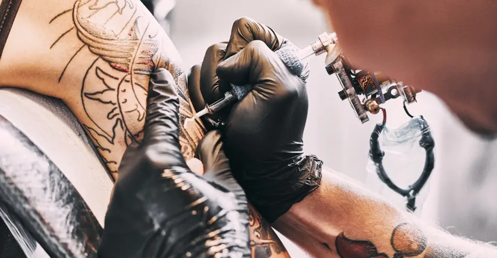 Body modification enthusiast opens up about 'going blind' after tattooing her eyeballs