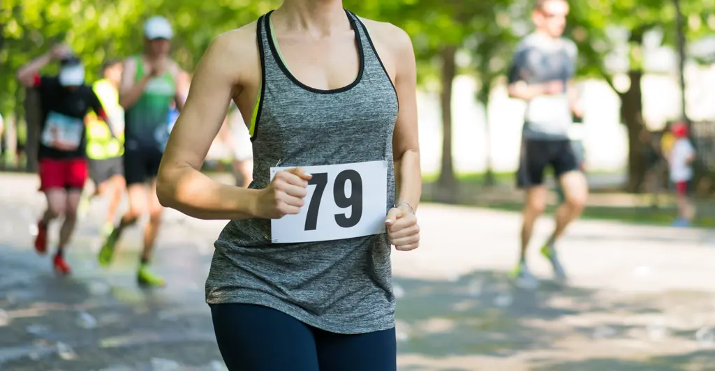 Dad slammed for letting kids loose just as their mom was about to finish a marathon