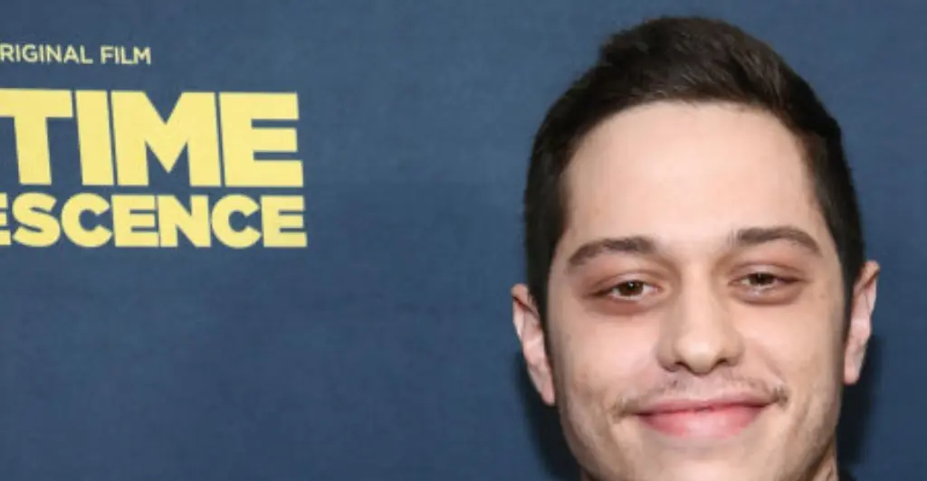 Pete Davidson's hilarious response after ex Ariana Grande revealed the size of his manhood