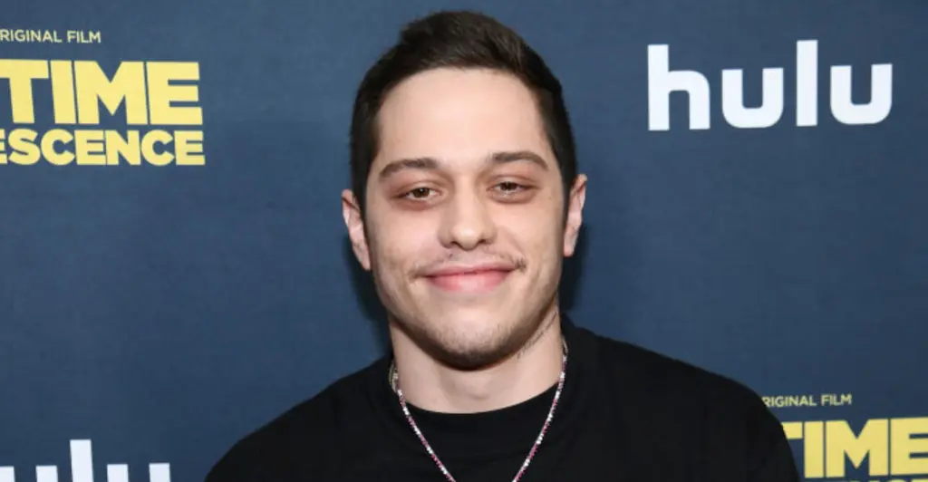 Pete Davidson's hilarious response after ex Ariana Grande revealed the size of his manhood