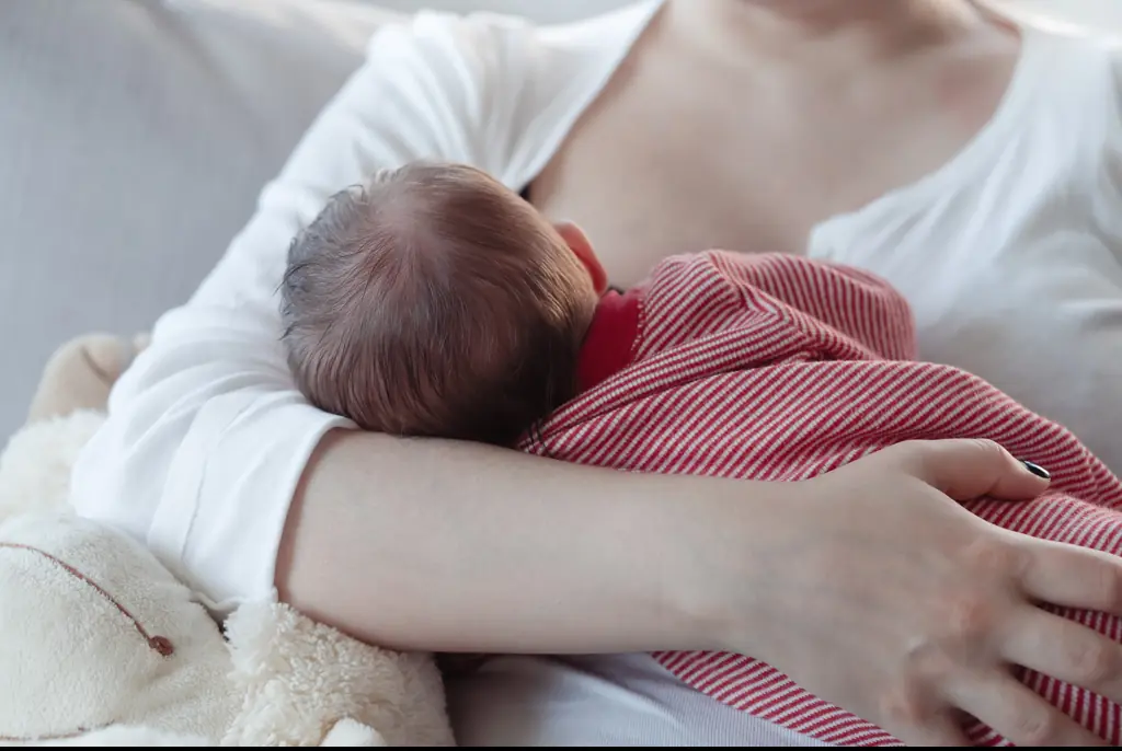Urgent warning issued after 7-week-old baby dies after common breastfeeding technique was used to feed him