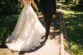 People are urging bride to divorce husband after 'red flag' prank