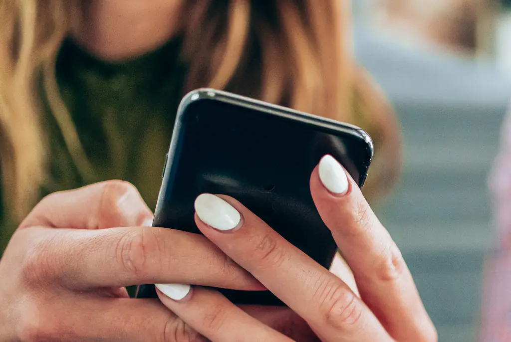 People are just finding out that 'Breadcrumbing ' actually exists in relationships. Credit: VioletaStoimenova/Getty