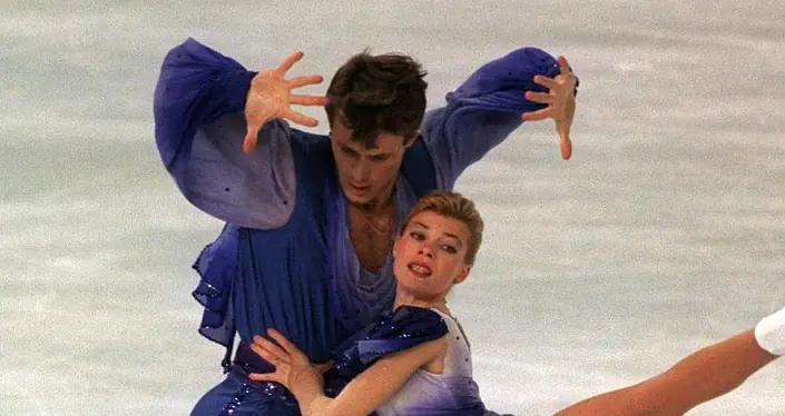 World champion figure skaters reportedly involved in tragic American Airlines plane crash
