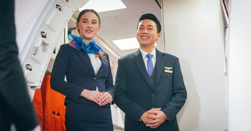 Flight attendant shares video showing why your answer is very important as they welcome you onto a plane