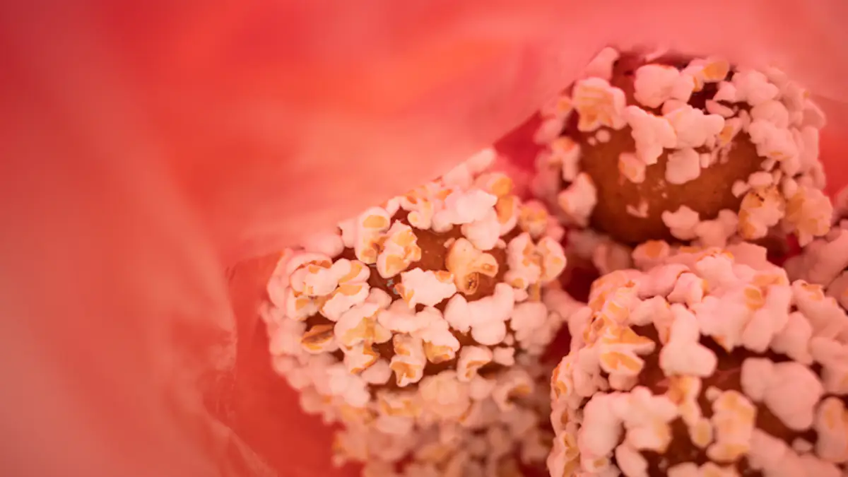 Experts issue urgent warning over 'popcorn lung' as studies show vaping ...