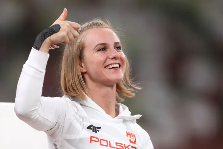 Paralympian stripped of gold medal after rival team complains about the size of her head pillow