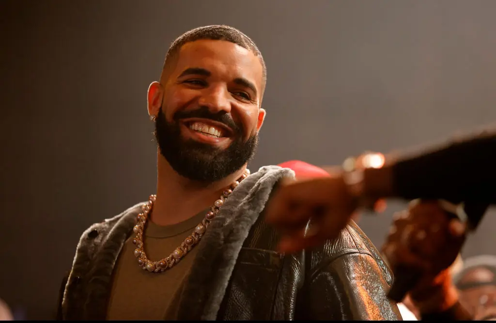 Woman who threw 36G bra at Drake during concert revealed DM he sent her after she was hired by Playboy