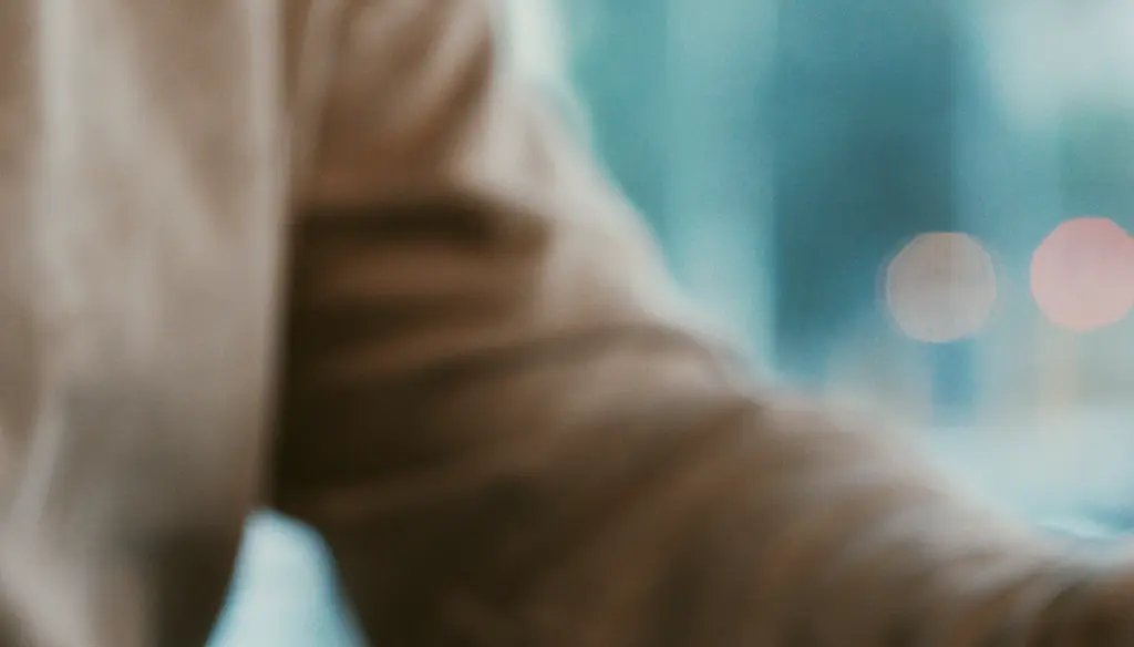 People who sit down for more than six hours a day warned to add one thing to diet to reduce risk of death