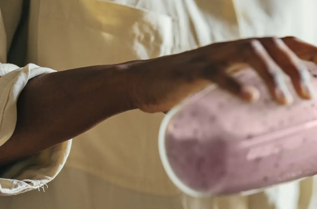 Girl, 12, tragically dies after drinking smoothie made in an unwashed blender