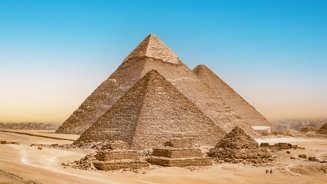 Footage exposing terrifying reality of pyramids in Egypt could put tourists off visiting