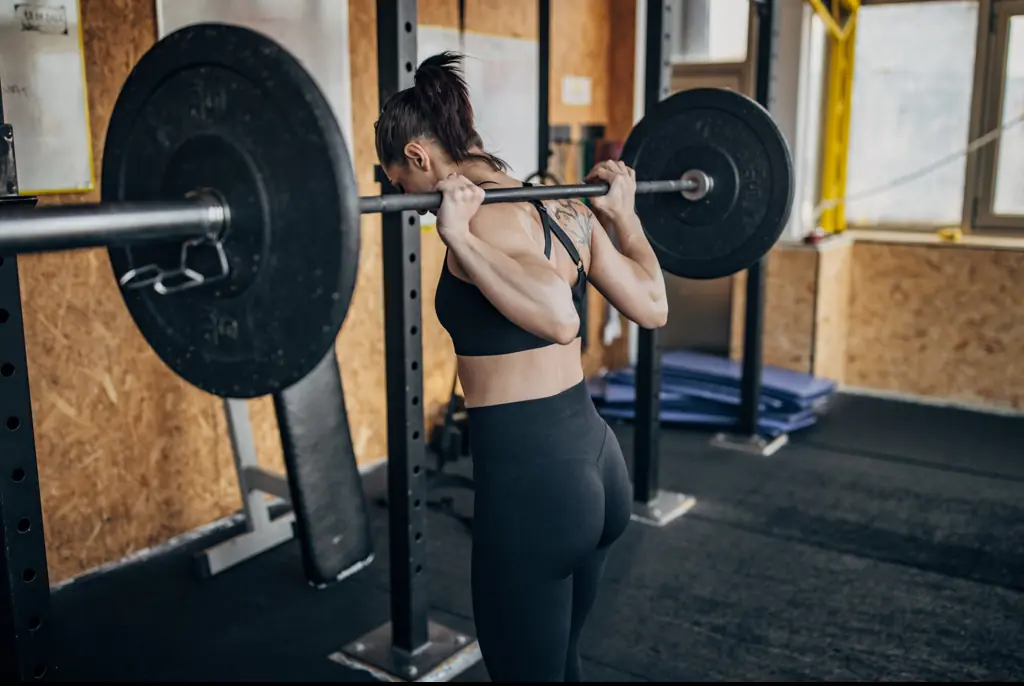 Resistance training exercises like push-ups and weight lifting helps you get a good nights sleep. Credit: Hirurg / Getty