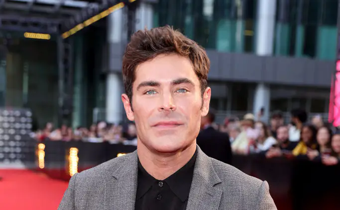 What happened to Zac Efron's face after fans claimed they 'couldn't focus' on anything else in Netflix movie