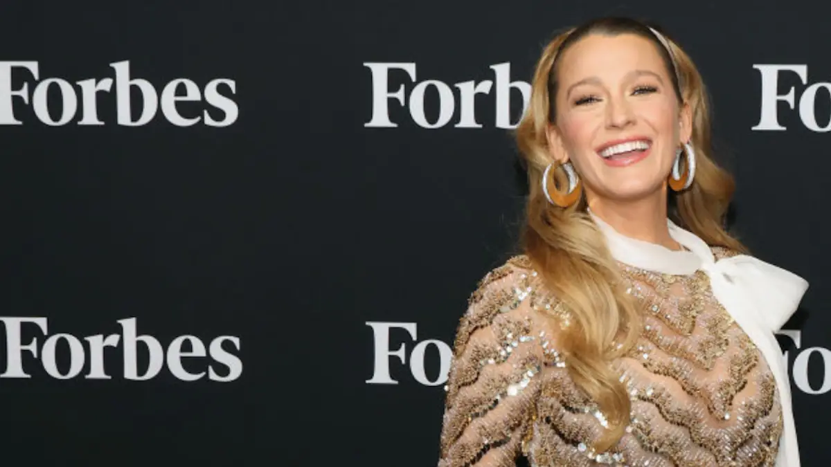 Why are social media users suddenly turning against Blake Lively?