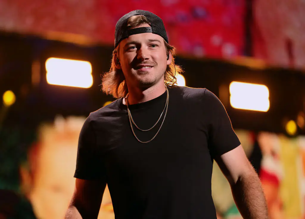 SNL staff speak out on 'disrespectful' actions by Morgan Wallen after he abruptly walked off stage during credits