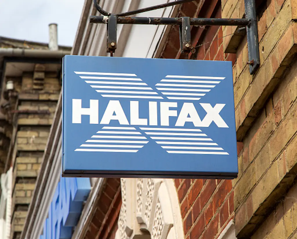 Some UK banks were hit the the outage. Credit: Geography Photos / UCG / Universal Images Group / Getty Images.