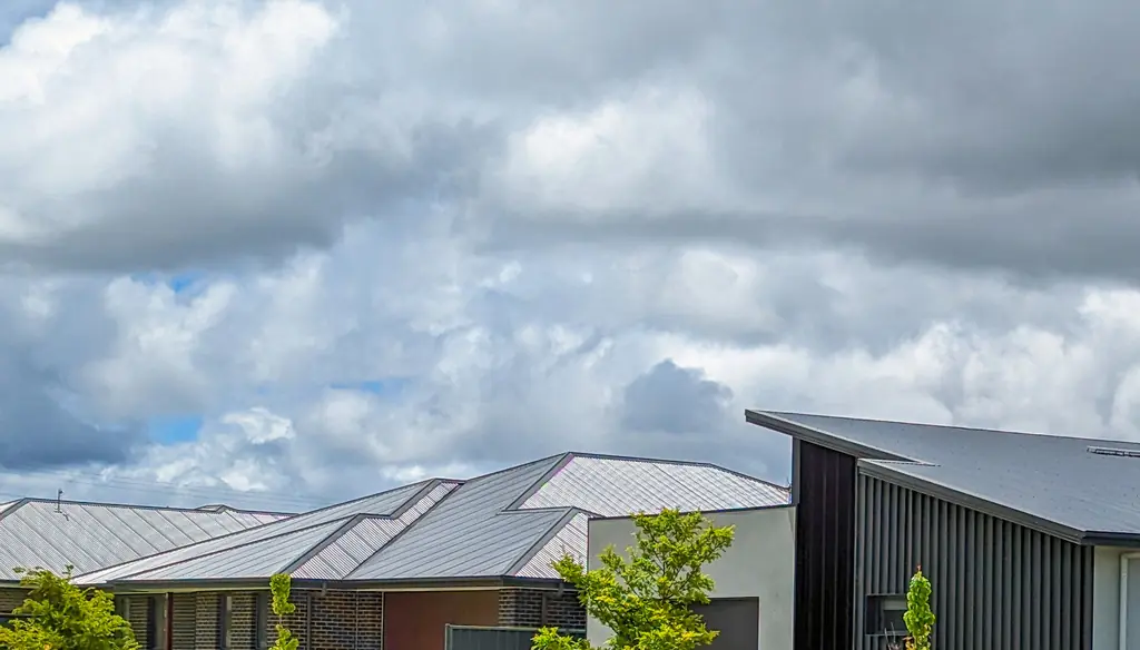 Amazing timelapse shows neighborhood after stubborn family rejected $50m offer to sell land