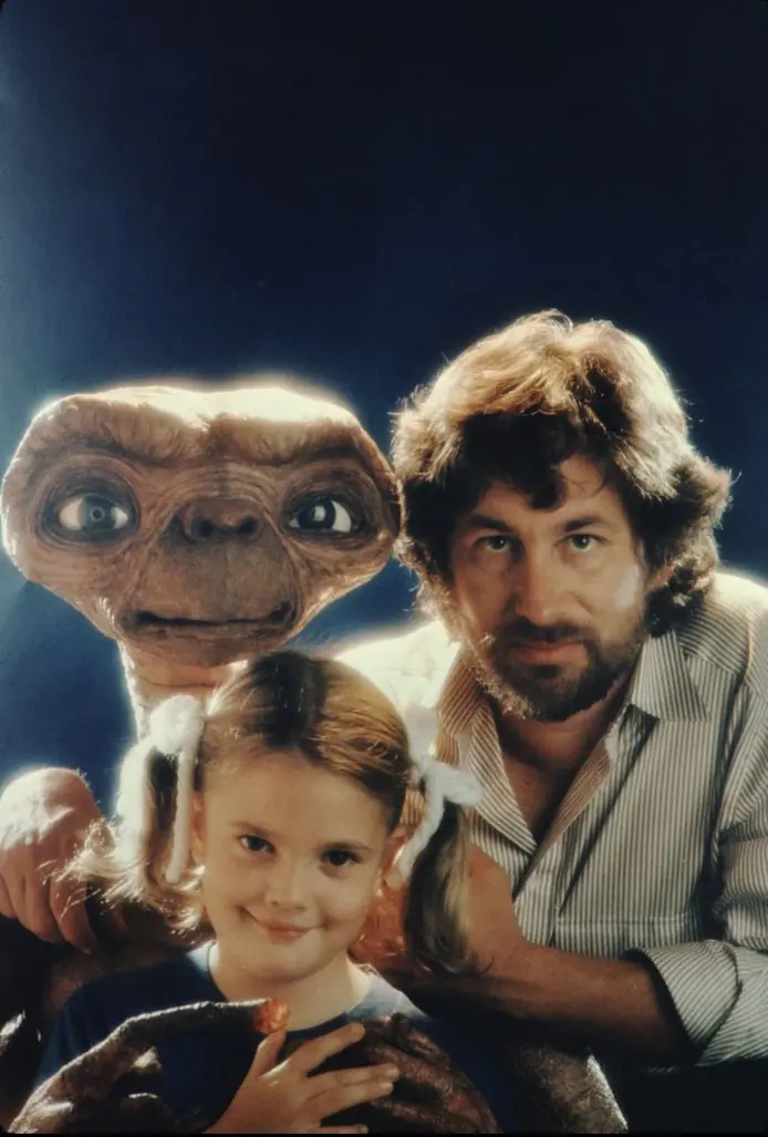 Steven Spielberg and Drew Barrymore on the E.T. set in 1982. Credit: Mark Sennet / Getty Images.