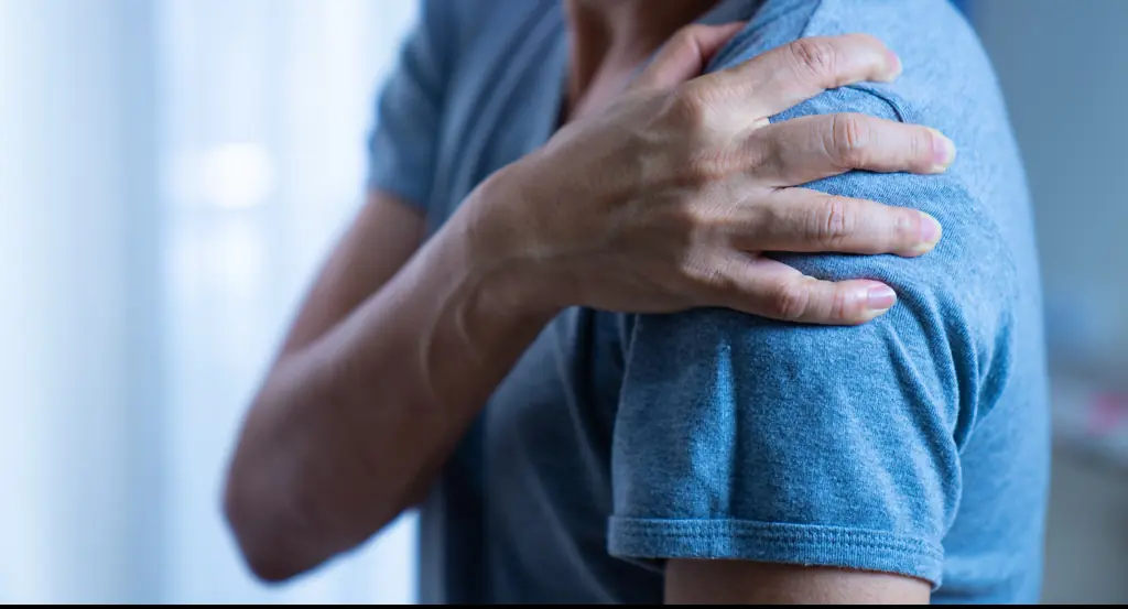 Man is diagnosed with cancer by chance after unrelated injury after doctors dismissed his symptoms