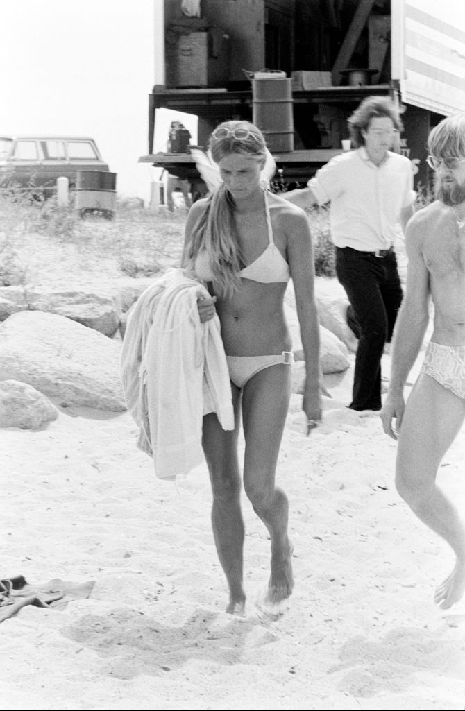 Susan Backlinie on the set of Jaws in 1974. 