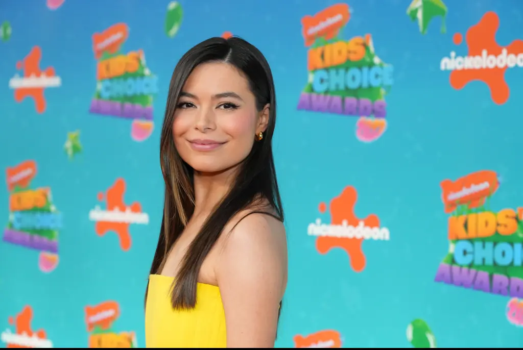 Miranda Cosgrove reveals her own 'Baby Reindeer' nightmare after stalker sets himself on fire
