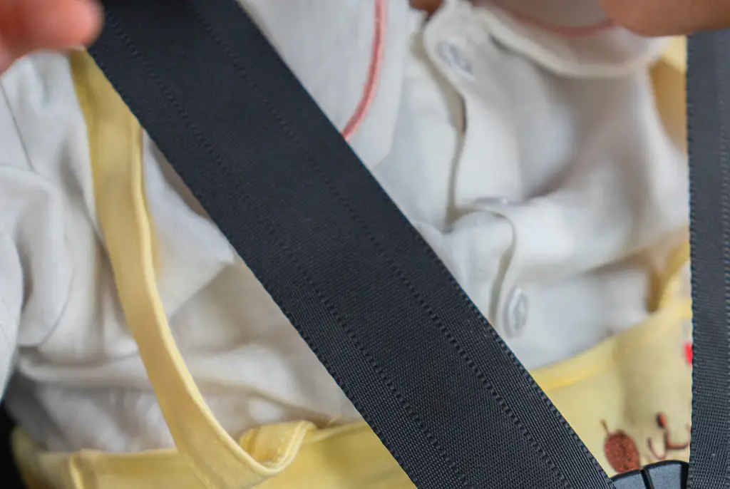 Girl, 3, died in hot car after dad forgot she was buckled in car seat on family driveway