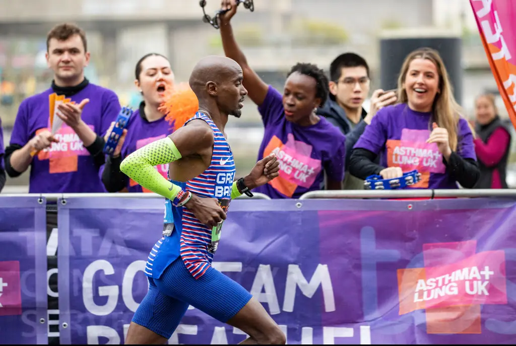 Olympic medalist Mo Farah wearing compression sleeves during the London Marathon in 2023. Credit: Sam Mellish/Getty