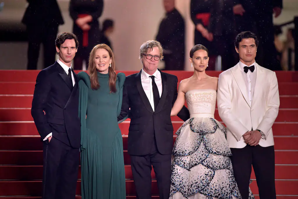 Cory Michael Smith, Julianne Moore, Todd Haynes, Natalie Portman, and Charles Melton at Cannes Film Festival 2023. Credit: Mondadori Portfolio / Getty