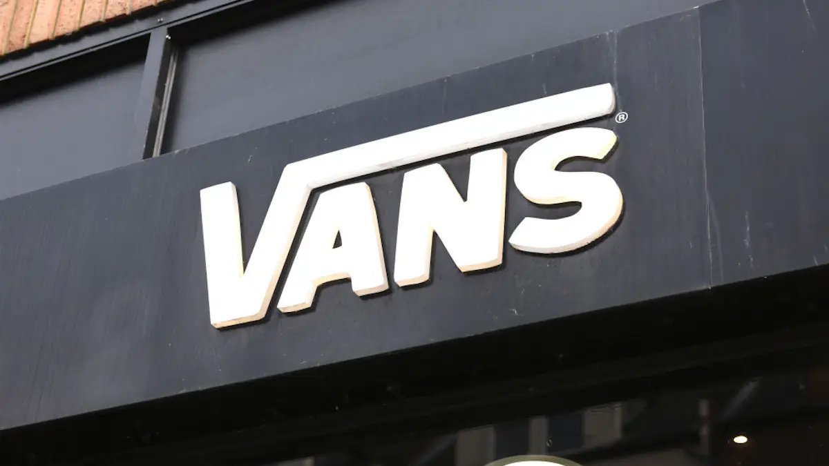 People stunned after discovering 'hidden meaning' behind Vans logo and ...