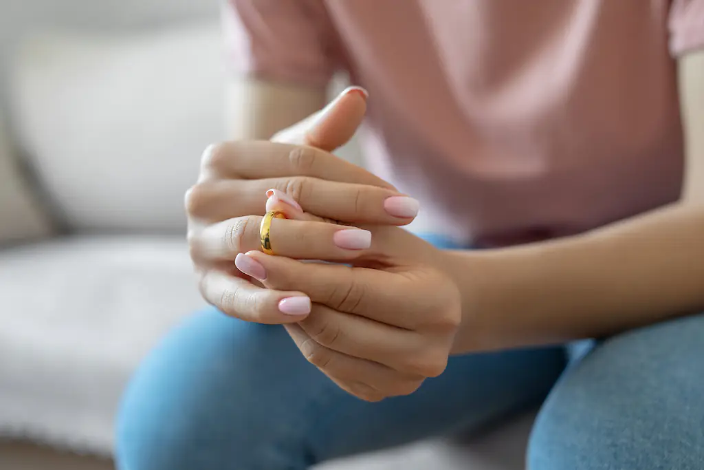 A woman found out her partner had been cheating on her just hours before they were due to get married. Credit: Bymuratdeniz / Getty