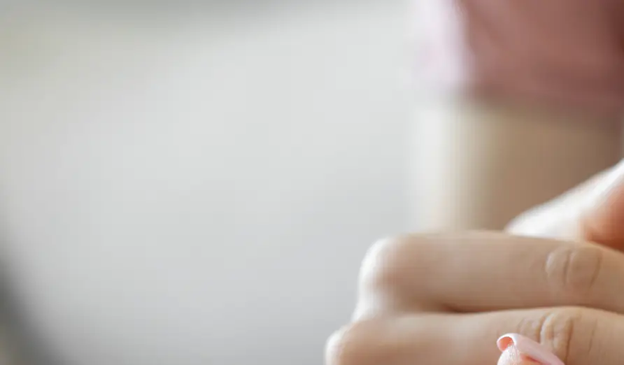 Private investigator reveals men who cheat always do the exact same thing that gives them away