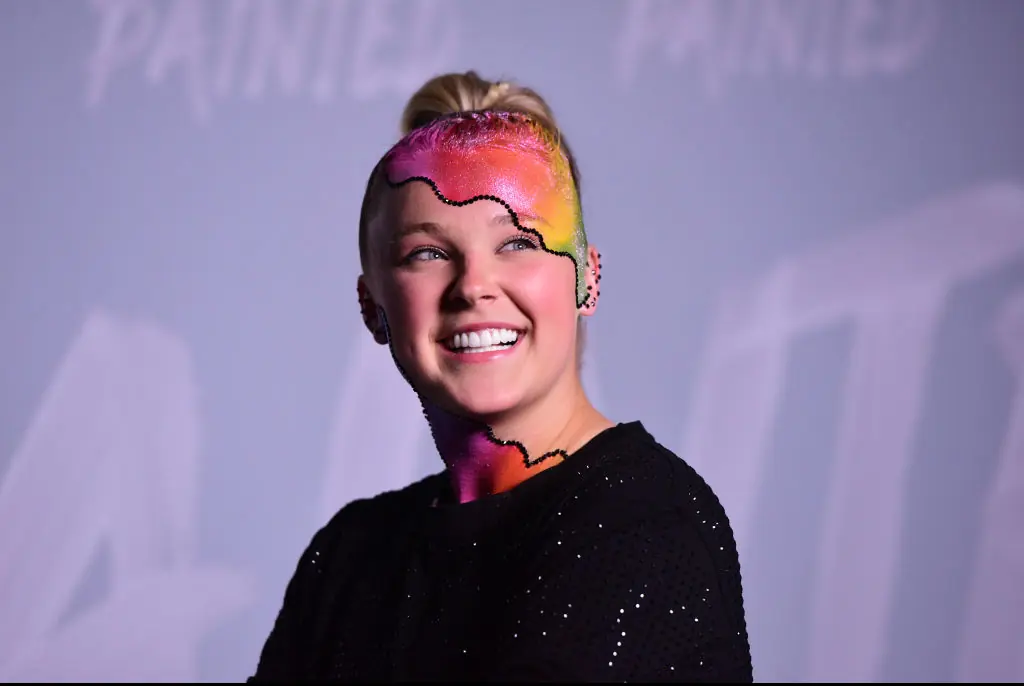 JoJo Siwa receives cold 4-word message from partner ahead of Celebrity Big Brother final