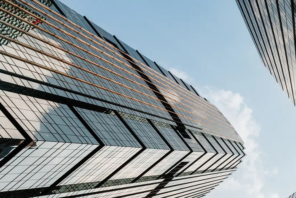 Horrifying simulation reveals what to do if you fall off a skyscraper to 'increase chance of surviving'