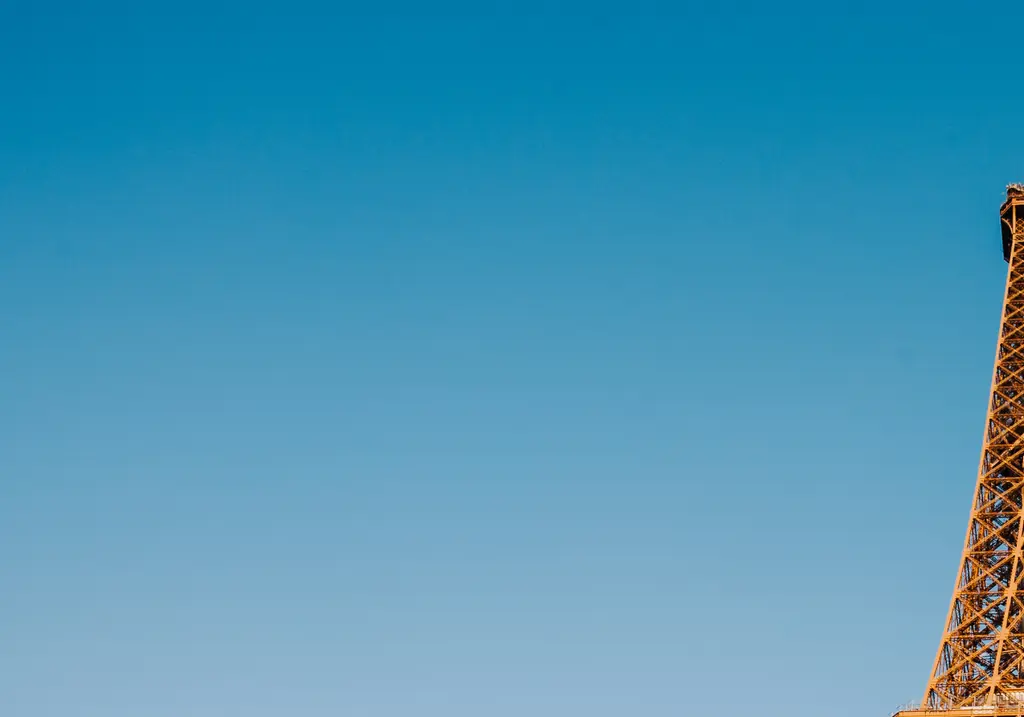 Hundreds evacuated after Paris' Eiffel Tower catches fire