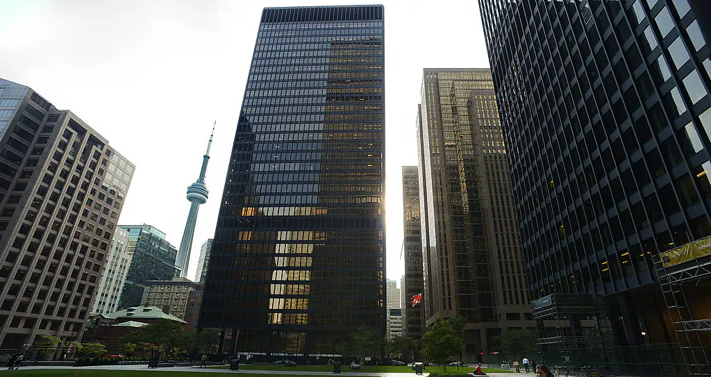 Heartbreaking story of lawyer who plunged to his death while trying to prove the strength of skyscraper windows