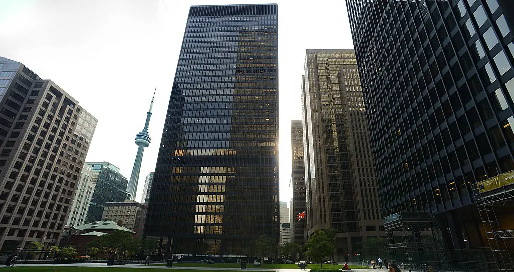 Heartbreaking story of lawyer who plunged to his death while trying to prove the strength of skyscraper windows