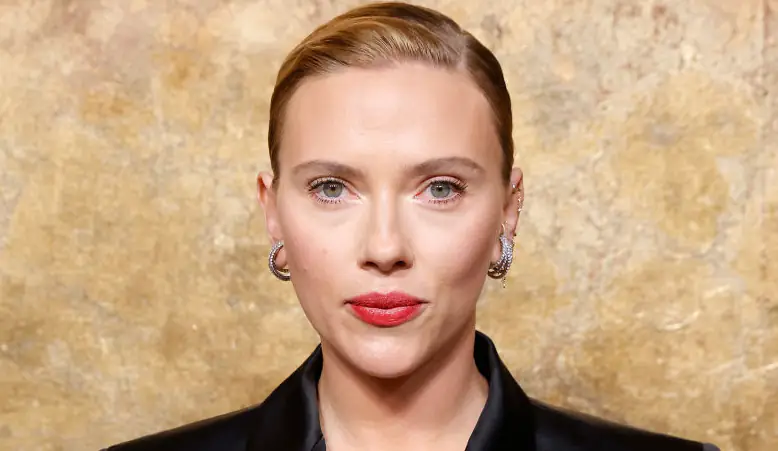 Scarlett Johansson reveals the one rule she has for taking pictures with fans that ‘offends’ them