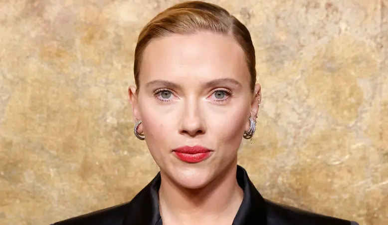 Scarlett Johansson reveals the one rule she has for taking pictures with fans that ‘offends’ them
