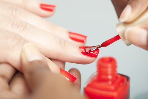 Reason gel nail polish will banned in Europe from today - but not in the US